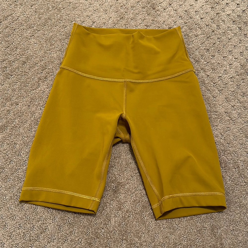 Lululemon Wunder Train Shorts